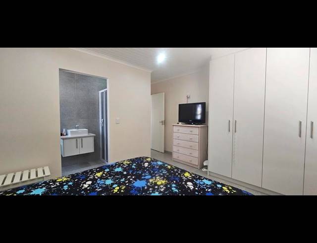 2 BEDROOM HOUSE FOR SALE IN HARBOUR LIGHTS